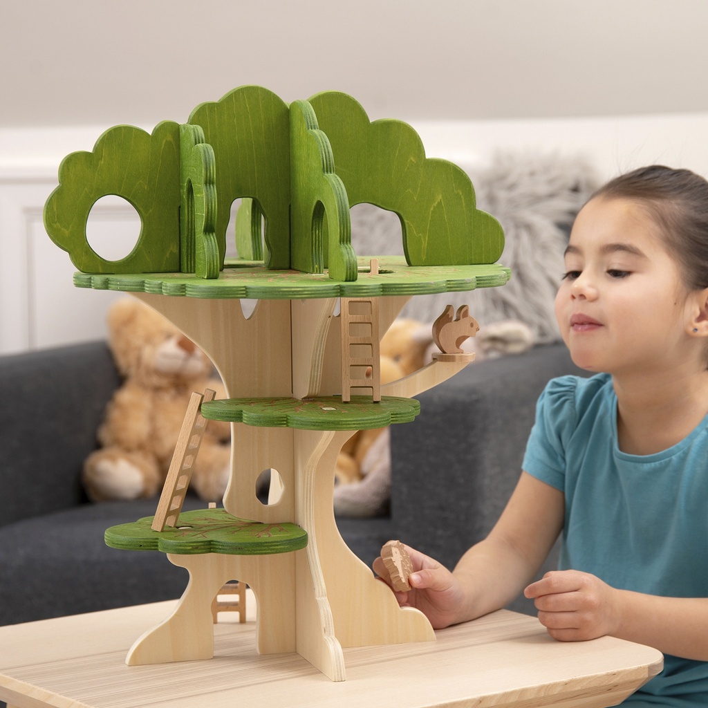 Woodland Trail Treehouse.2