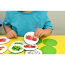 Healthy Foods Matching Pairs Game image number 5