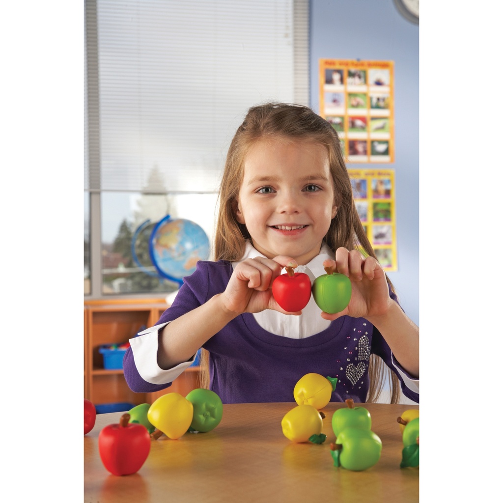 Attribute Apples Set of 27