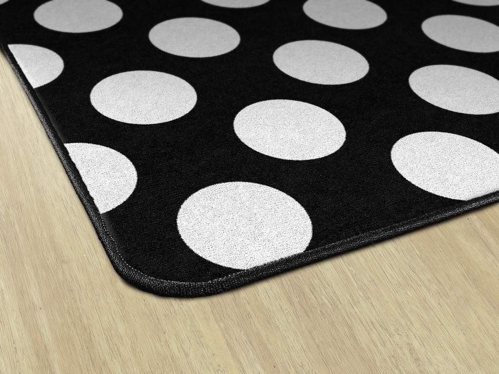 Simply Stylish Black & White Polka Dot 5' X 7'6" Rectangle Carpet 