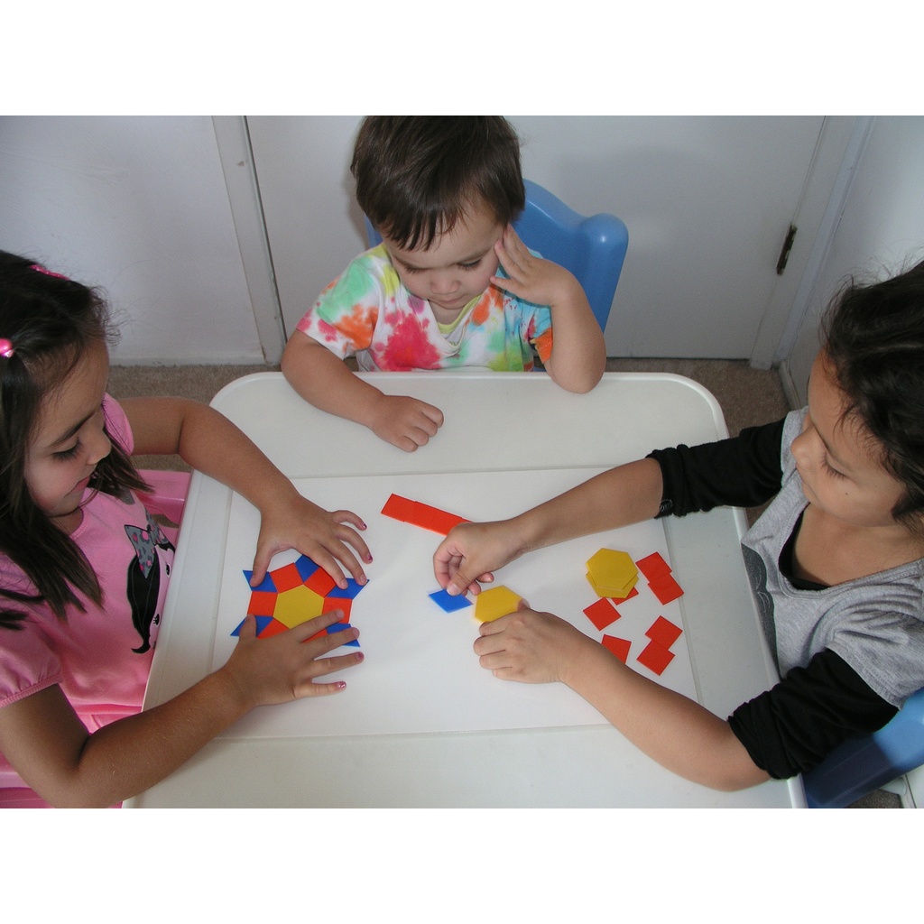 Pattern Smart Fast-Paced Geometric Matching Game