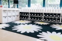 Schoolgirl Style Daisies 7'6&quot; X 12' Rectangle Carpet 